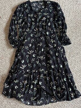Uniqlo Black Floral Print midi dress button down tiered tie waist women’s large